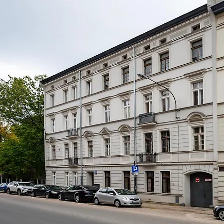 Tuwima Comfort By Bookinghost Апартаменты *