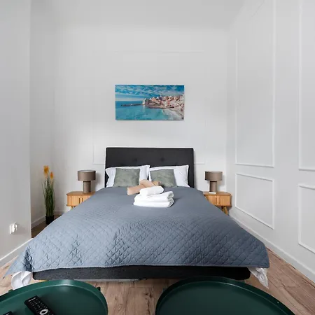 Tuwima Comfort By Bookinghost *