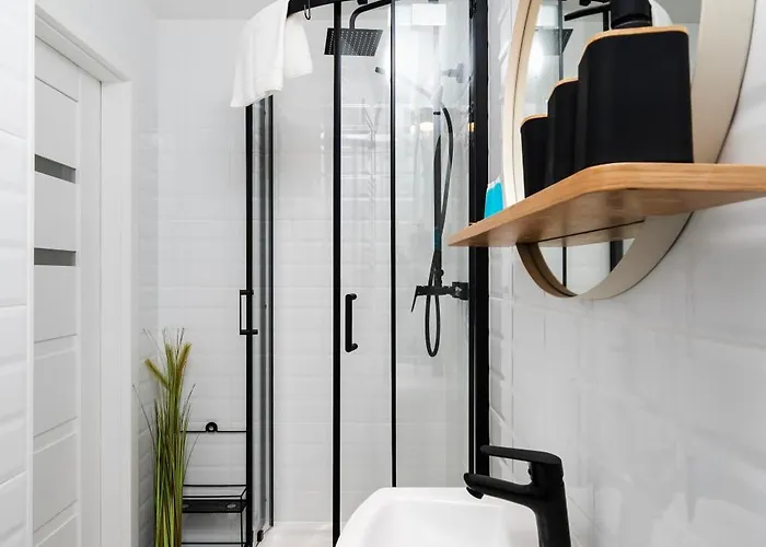 Tuwima Comfort By Bookinghost *