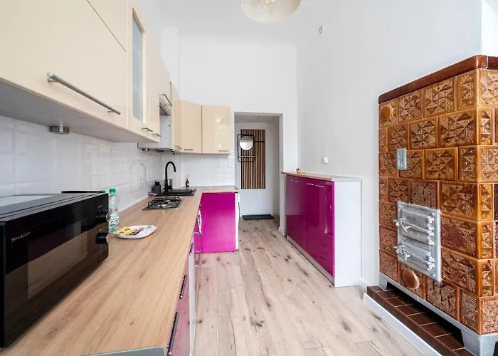 Tuwima Comfort By Bookinghost وودج